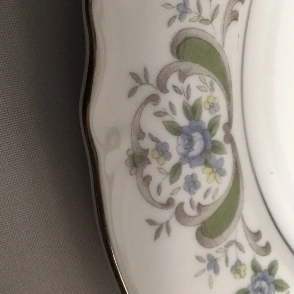 MIKASA, HERMÈS 9351‎ FINE CHINA JAPAN 4 PIECES  SETTING
